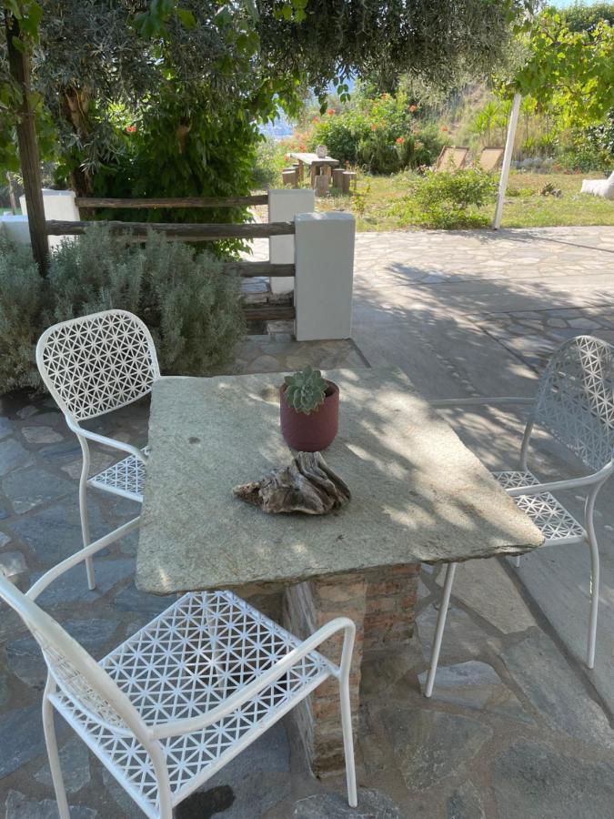 Andromache Apartment *