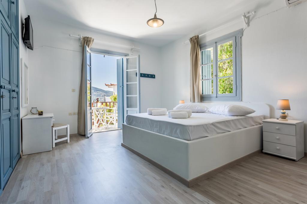 Apartment Andromache *